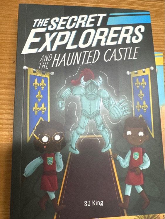 The secret explorers and the hunted castle