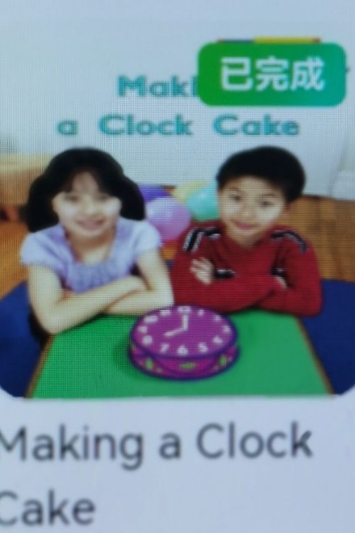 making a clock cake