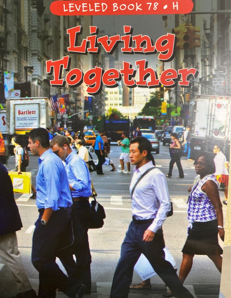 Living together Raz-H