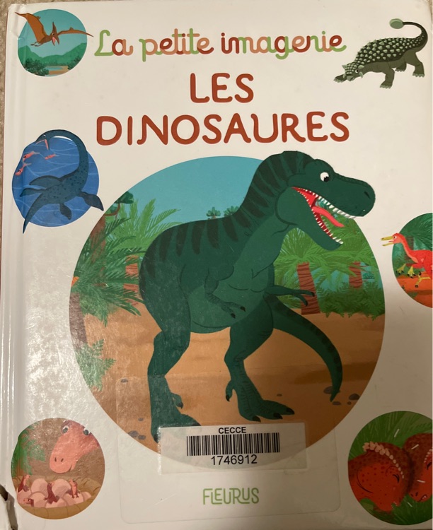 La petite imagerie les dinosaures