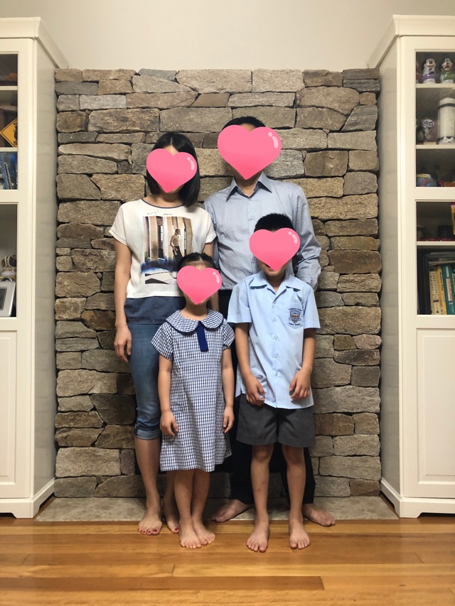 妹妹上學(xué)了??