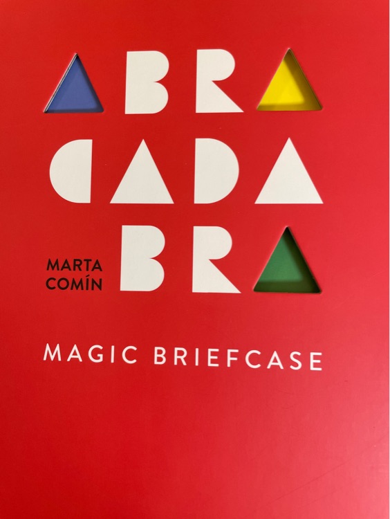 Abracadabra magic birefcase