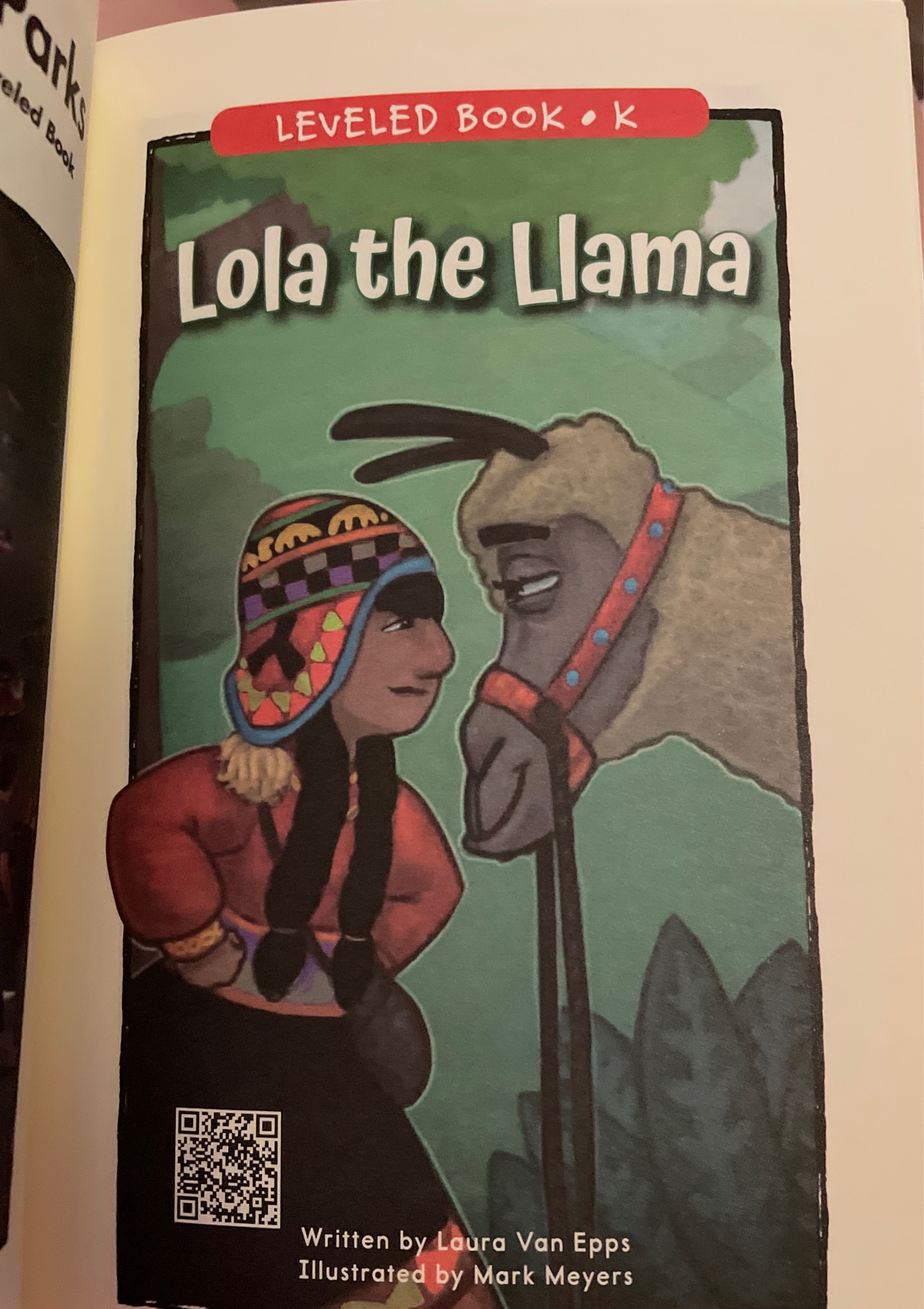 lola the llama-raz K