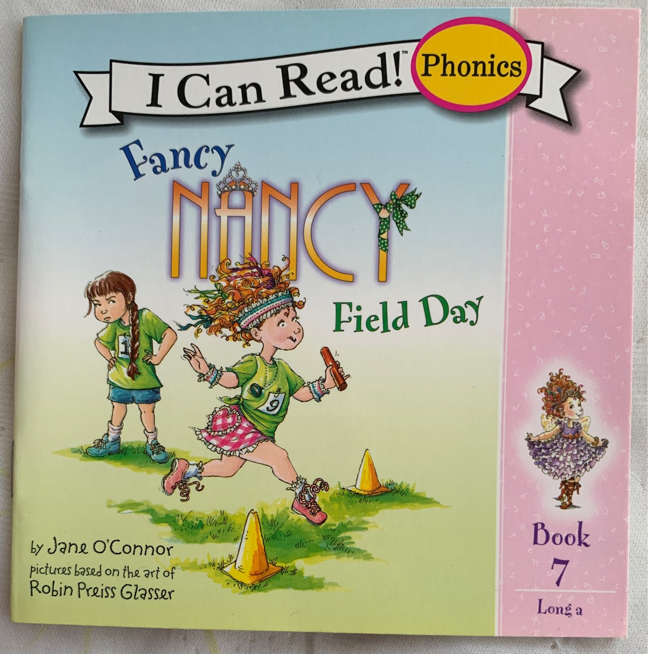 Fancy nancy :Field day