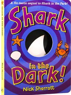 【新品】点读版 Shark in the Dark三只小鲨鱼 黑夜版 英语原版绘本 0-3 纸板书 洞洞设计, 放飞想象