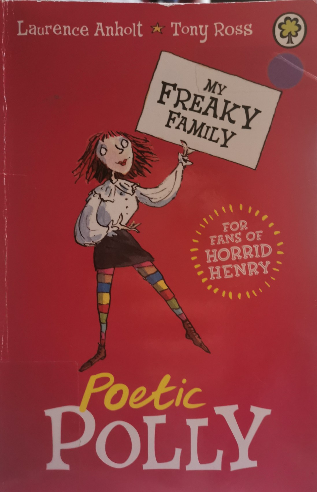 My freaky family, Poetic Polly