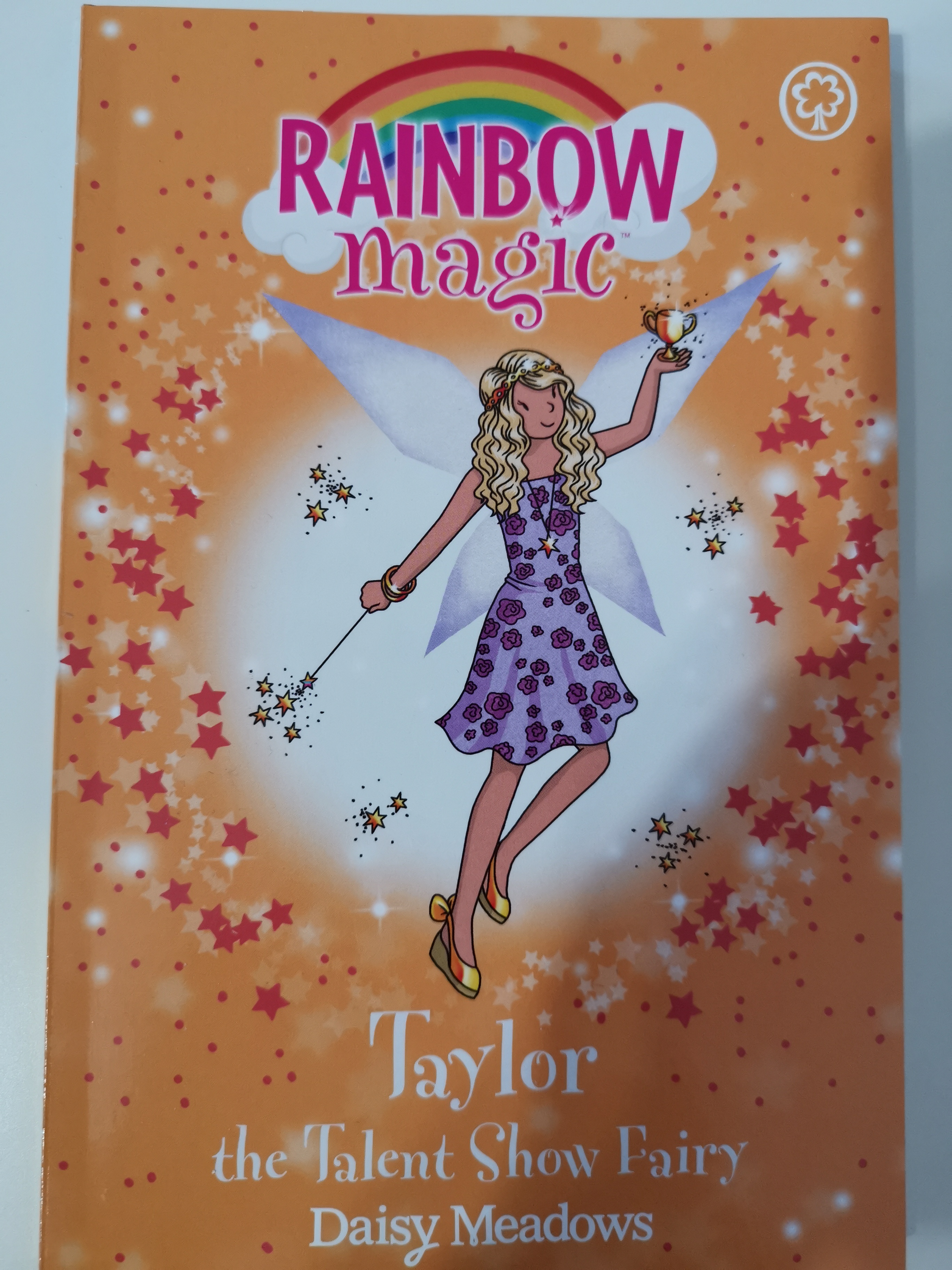 Rainbow Magic: Taylor the Talent Show Fairy