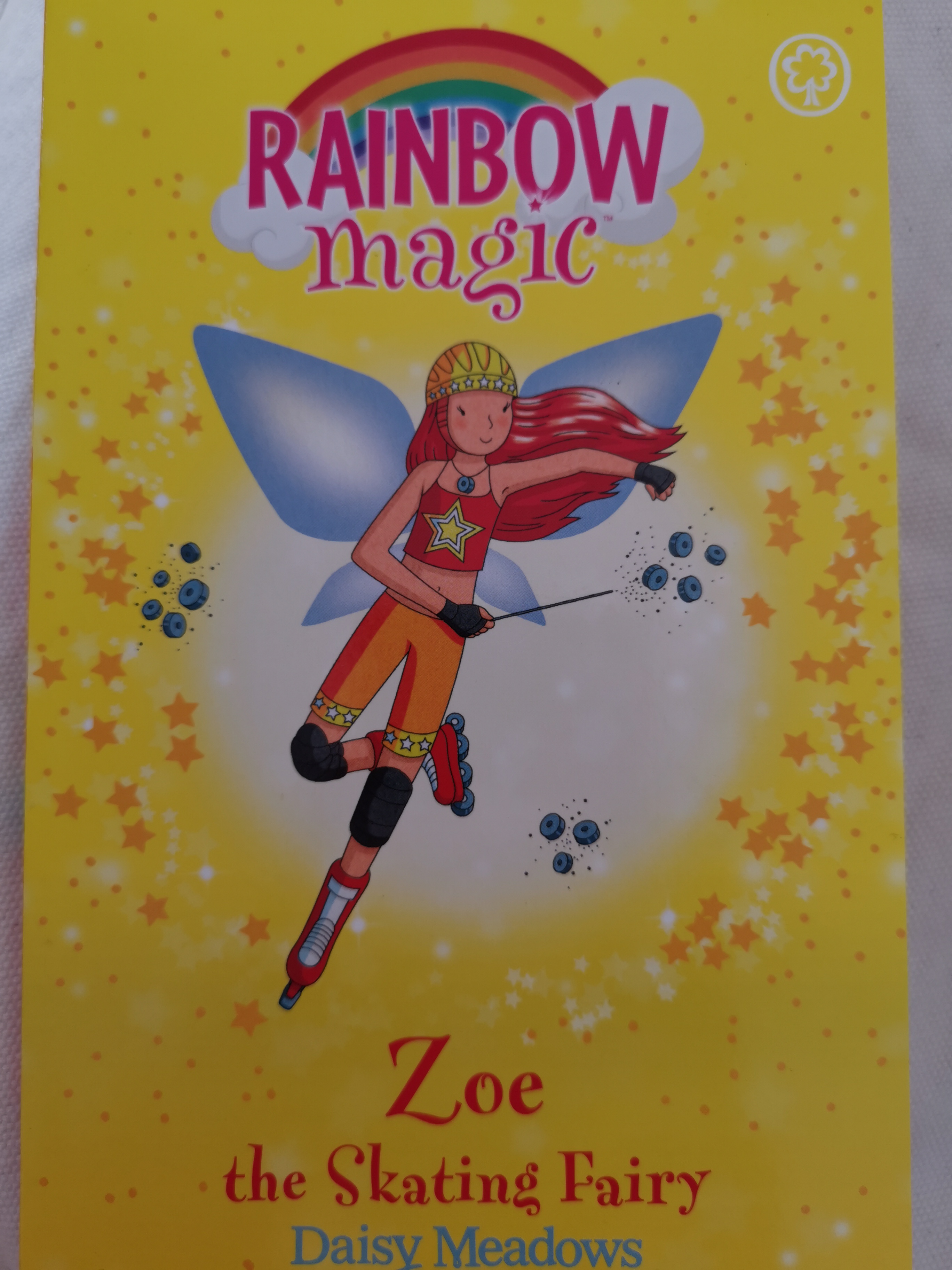 Rainbow magic: Zoe the Skating Fairy