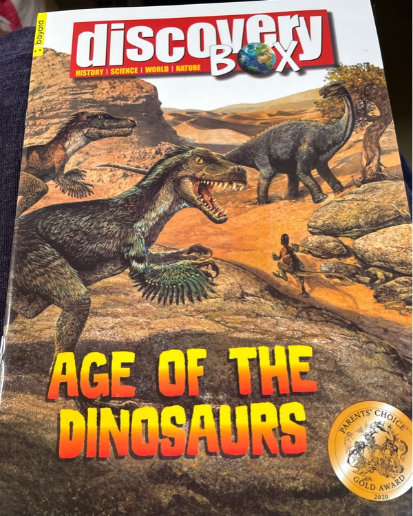 Discovery Box Age of the Dinosaurs