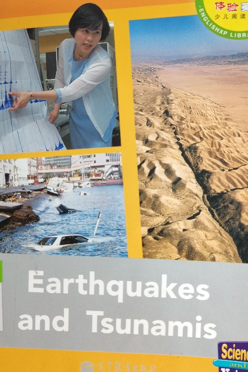 Earthquakes and Tsunamis PM PLUS Non Fiction Level 24&25 Our Environment Silver