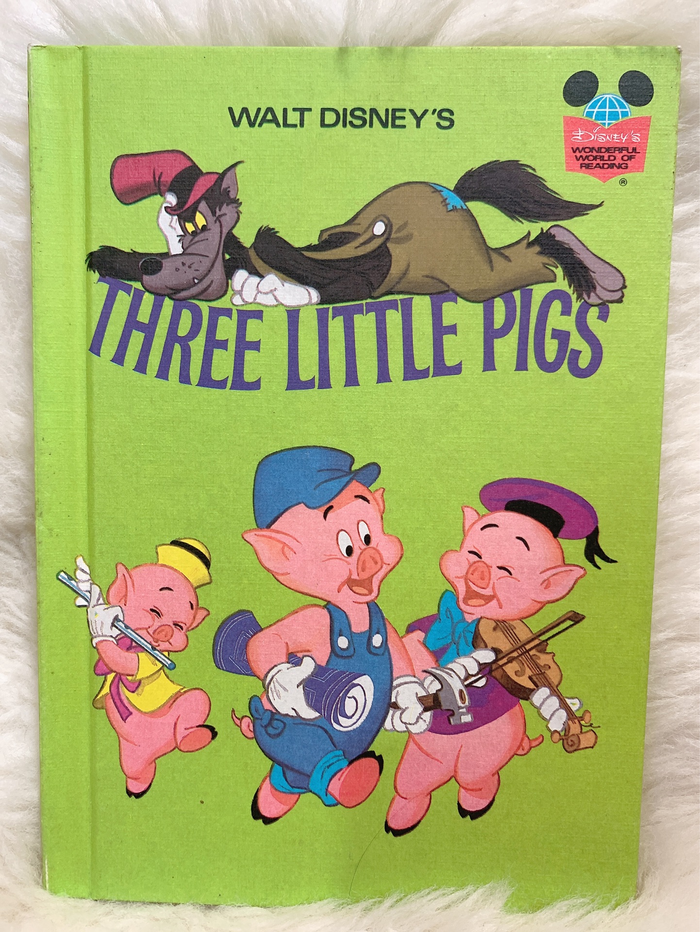 Three little pigs(Disney's wonderful world of reading)