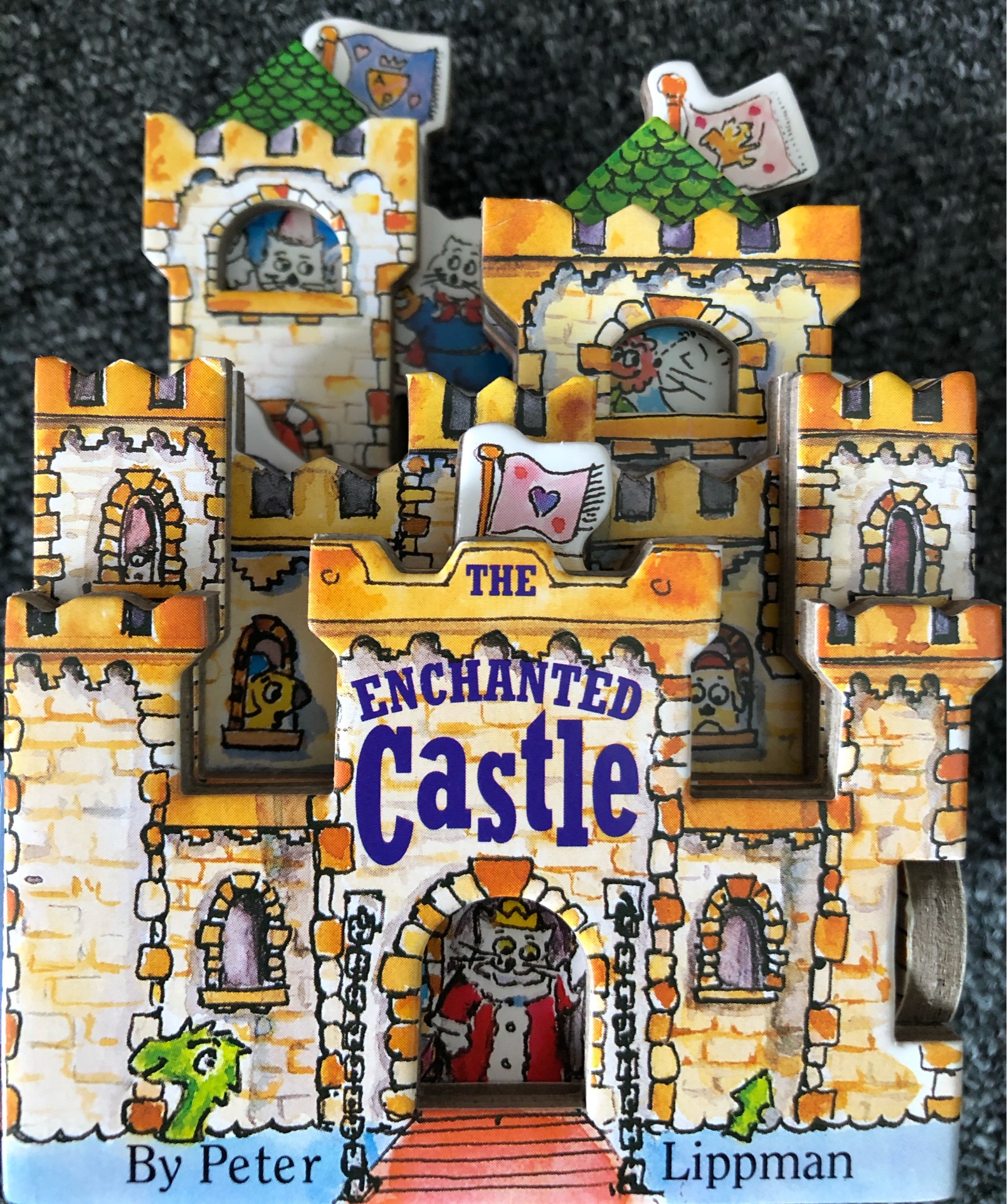 The Enchanted Castle (Mini House Book)