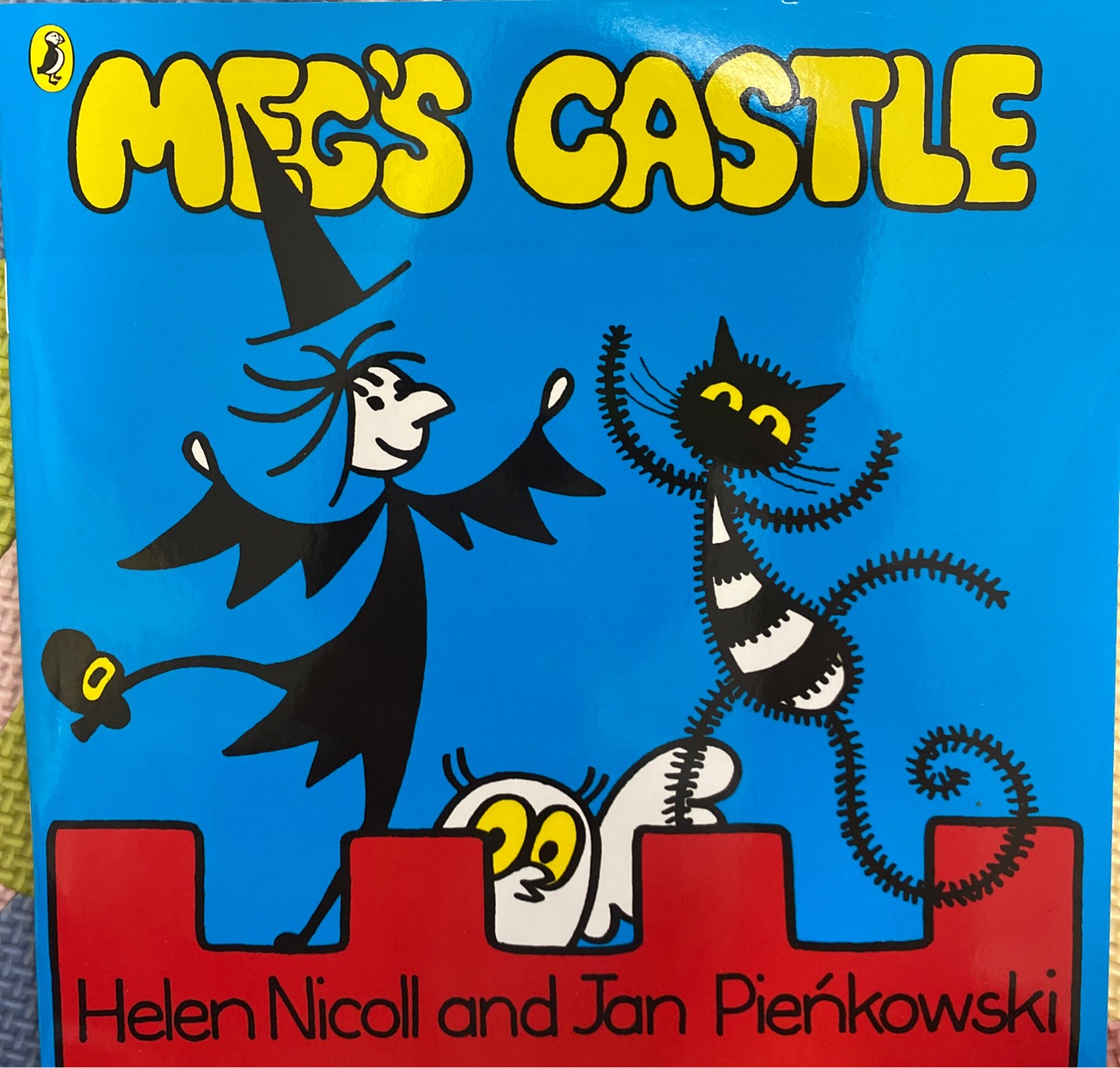 Meg's Castle (Meg and Mog)