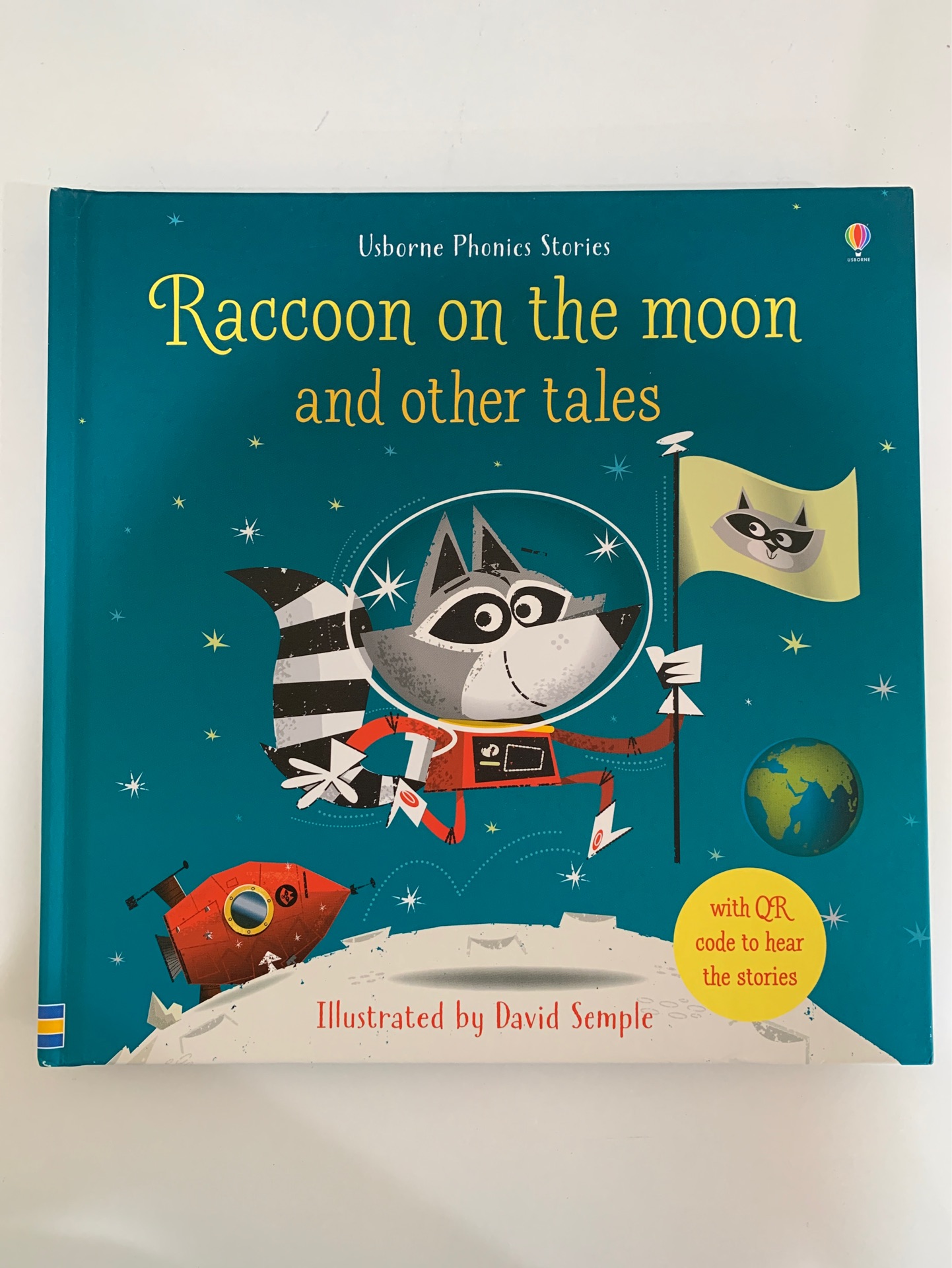 Raccoon on the moon and other tales