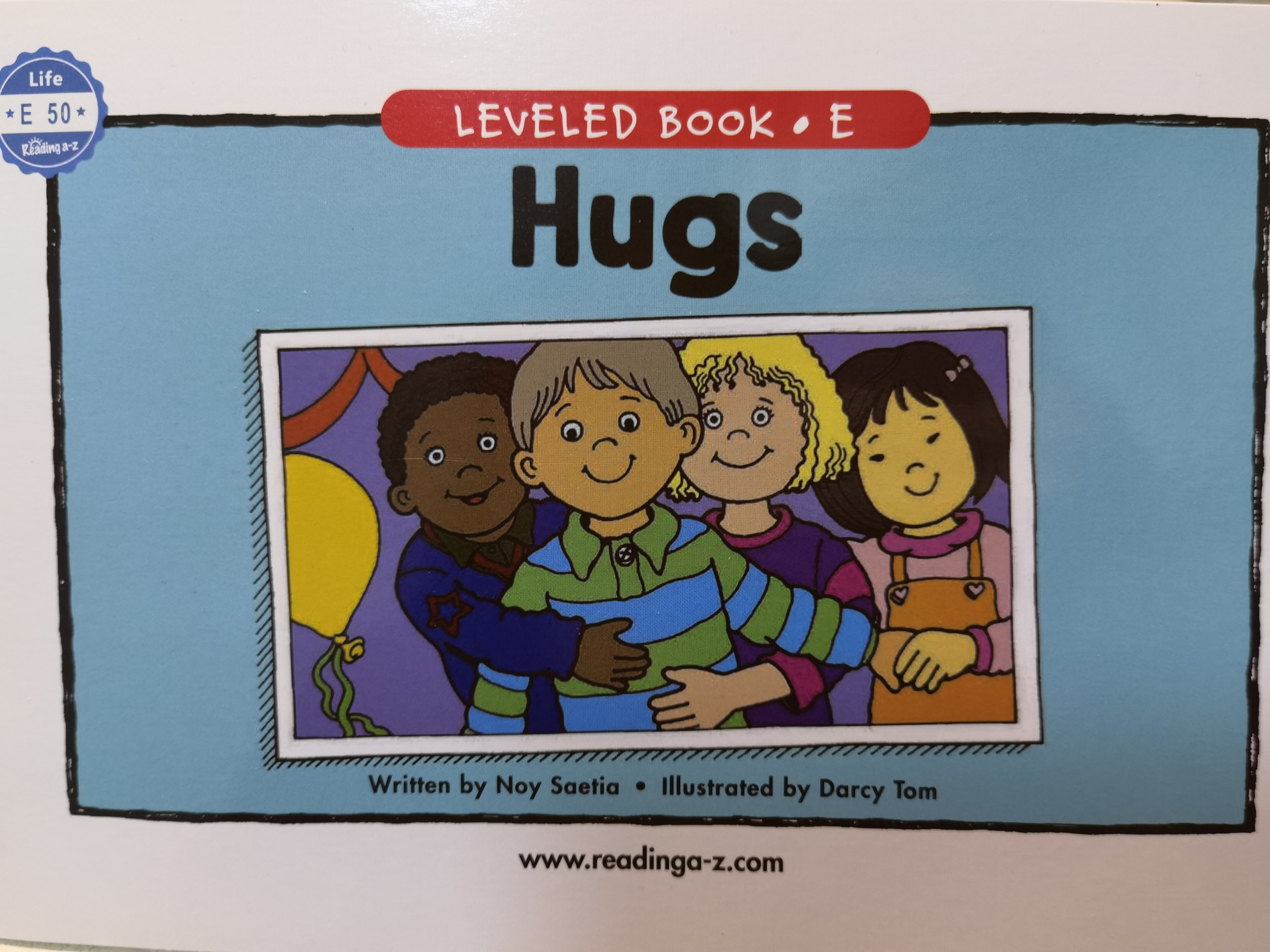 Raz—E—50.Hugs