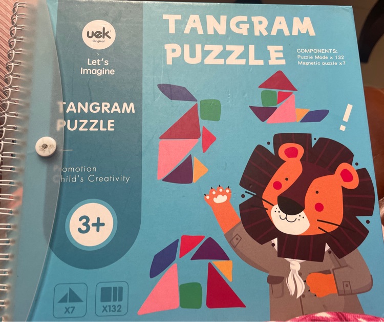 tangram puzzle