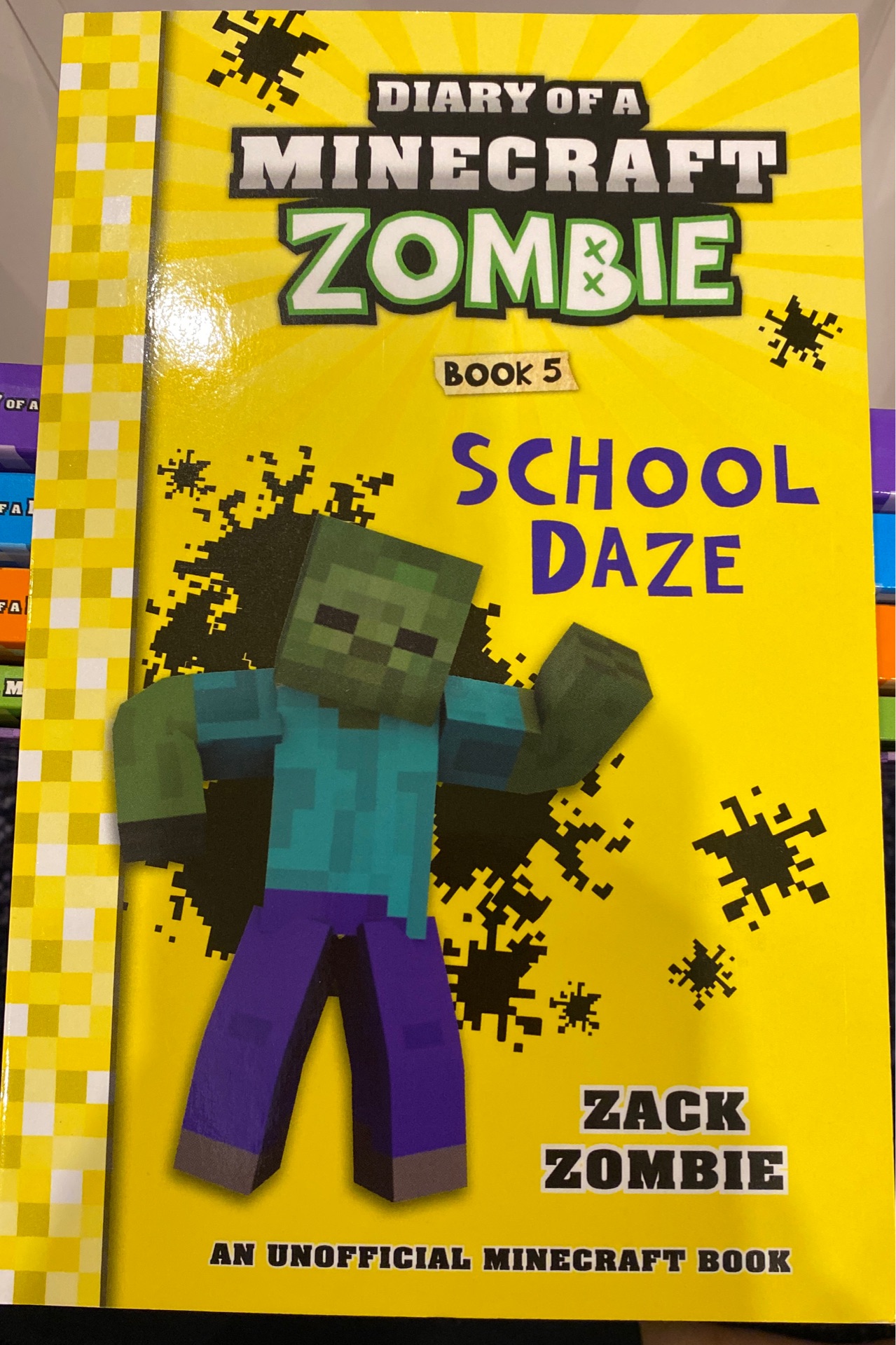 Diary of A Minecraft Zombie Book5 School Daze