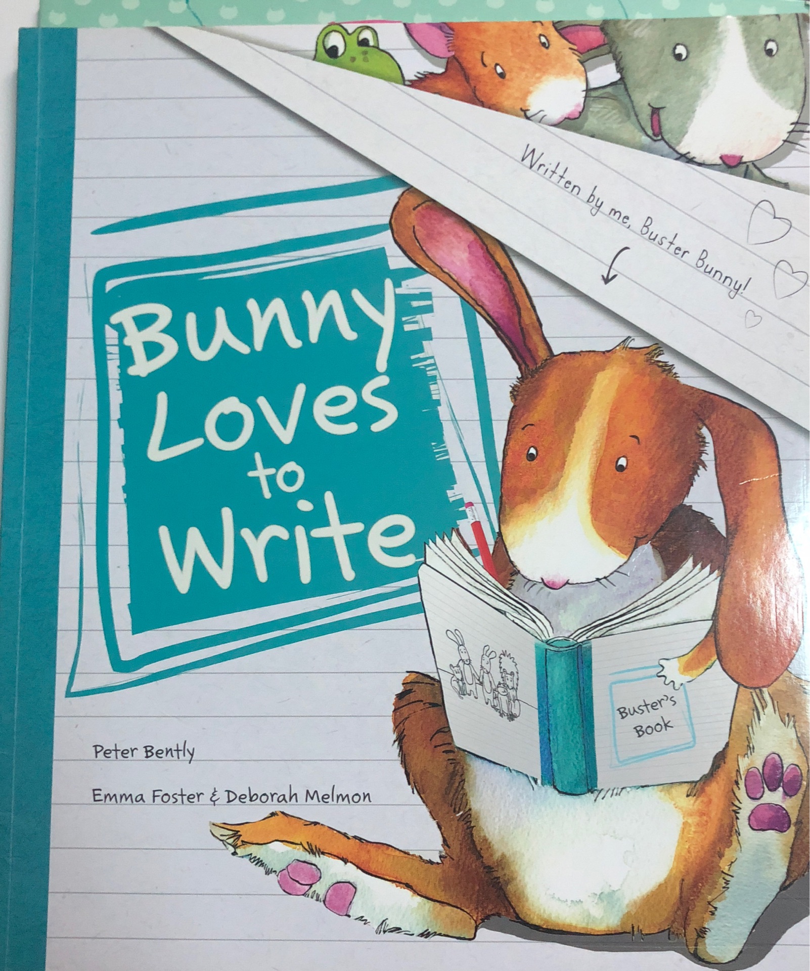 Bunny Loves to Write