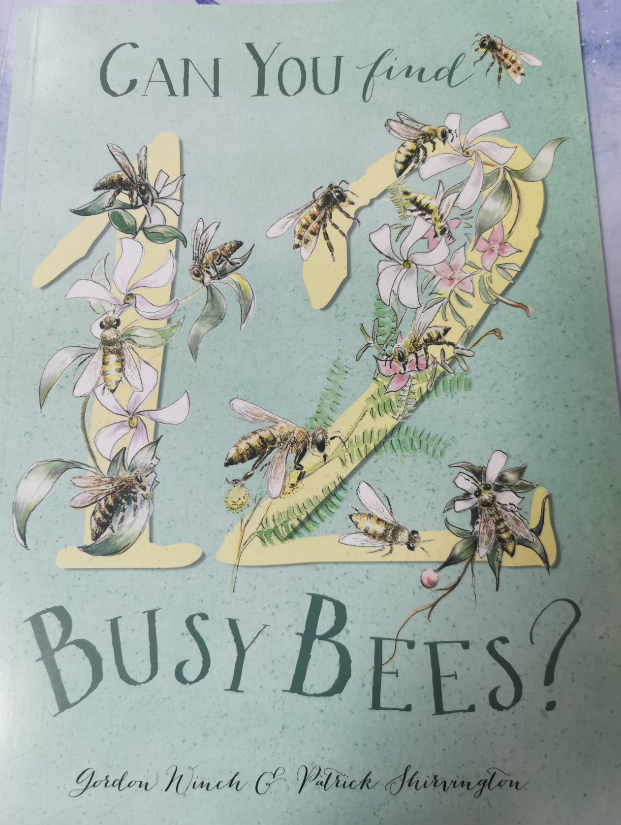 can you find 12 busy bees