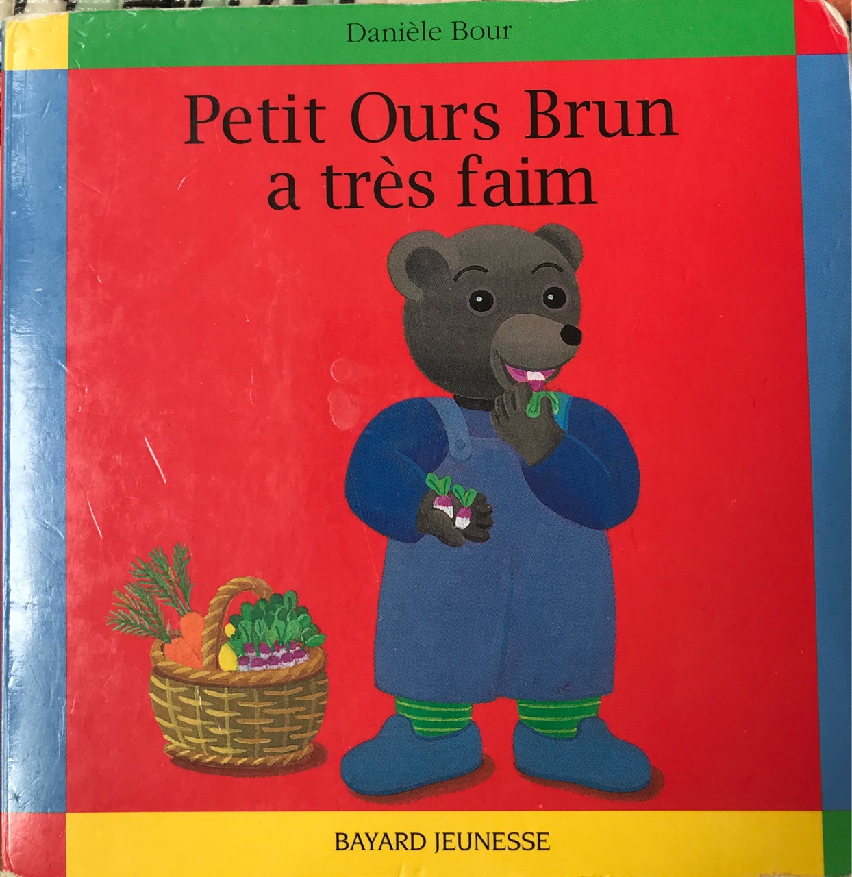 Petit Ours Brun a très faim