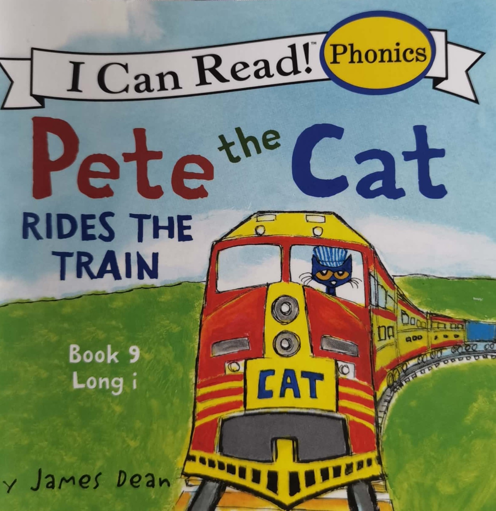 Pete the cat phonics:Rides the train