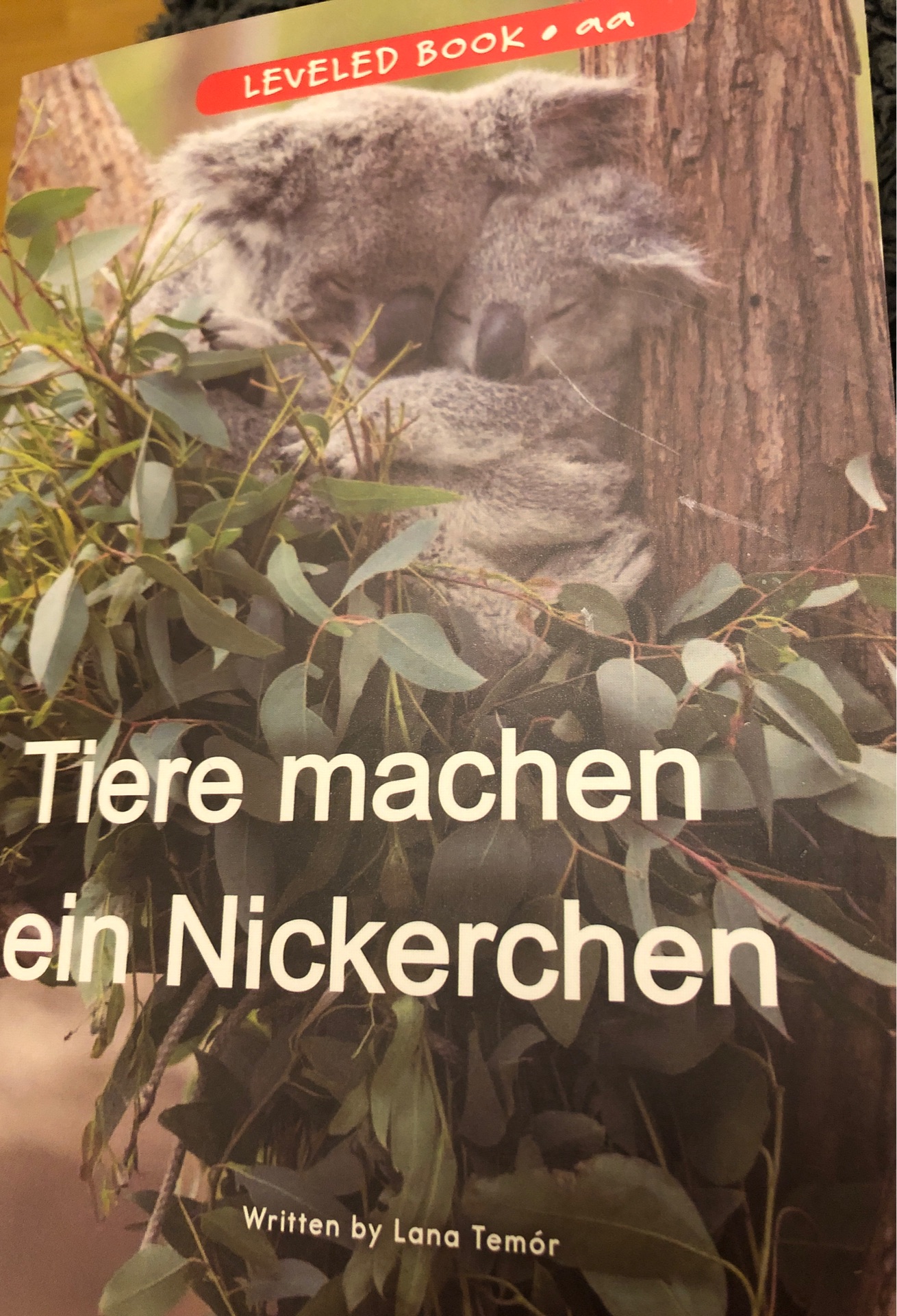 Raz Tiere machen ein Nickerchen