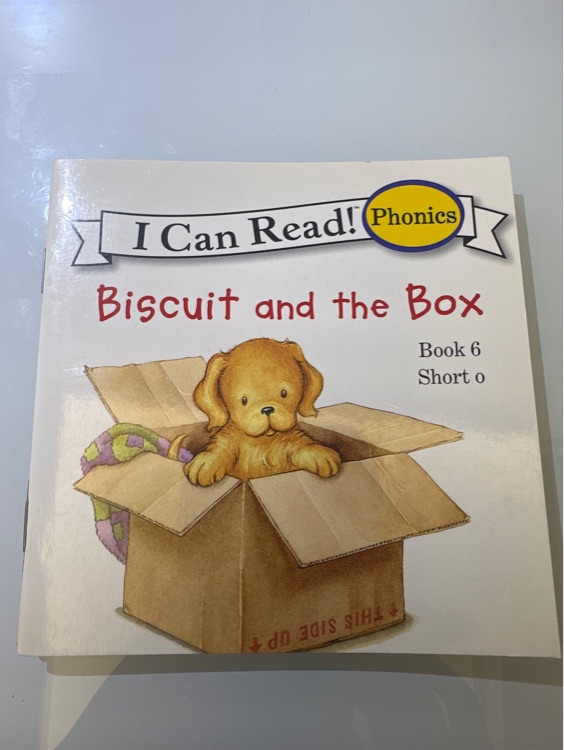 I can read Phonics Biscuit and the box