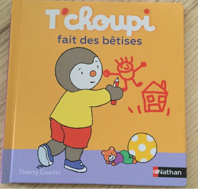 T'choupi fait des bêtises