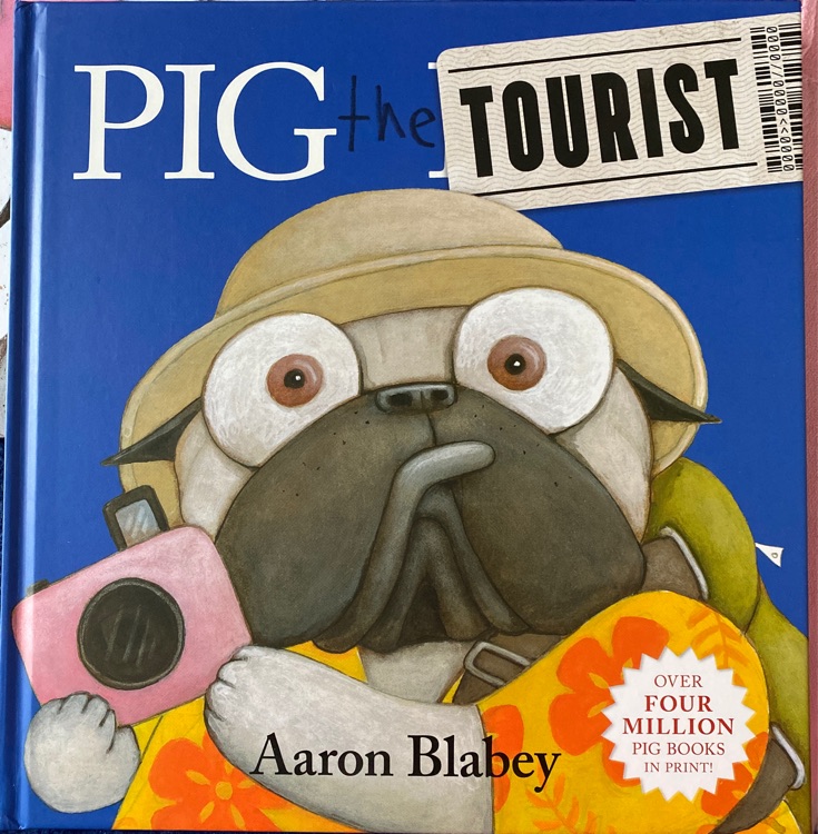 Pig the tourist