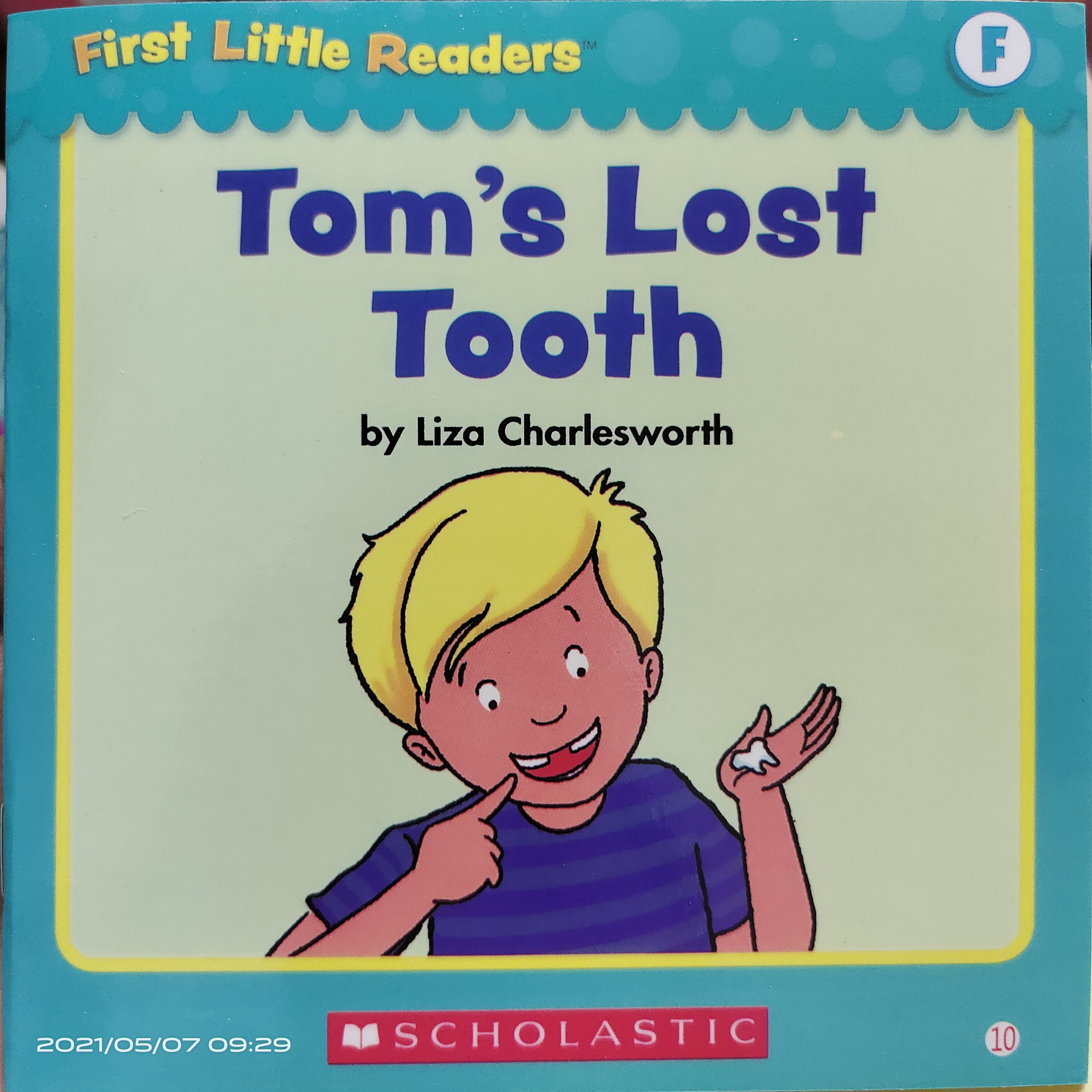 First Little Readers Level F: Tom's lost tooth