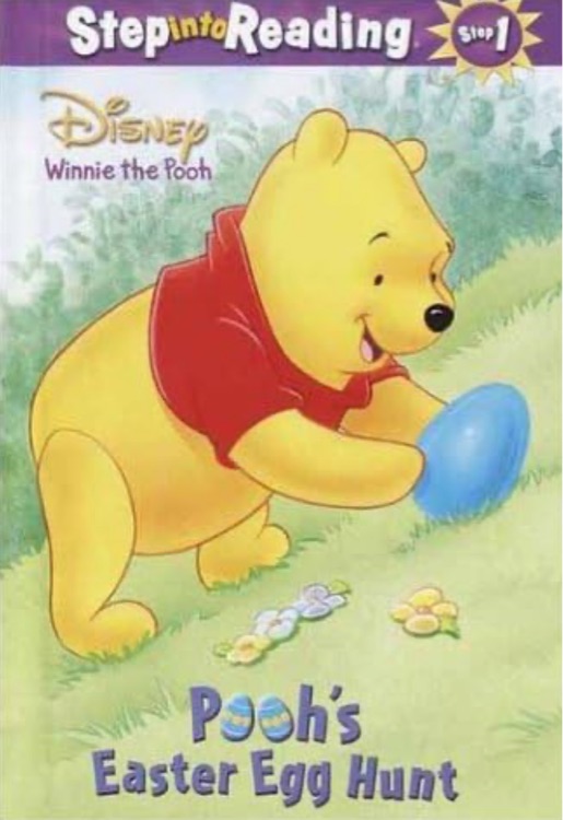 Pooh's easter egg hunt (Step into reading)