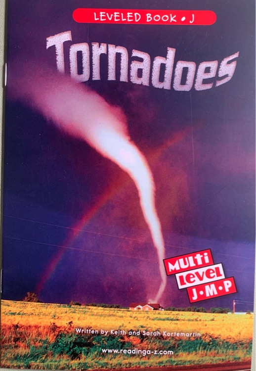 Tornadoes(正版RAZ J)