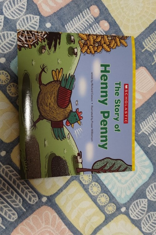 The Story of Henny Penny
(Scholastic Everyday Book box 3)(Grl H)