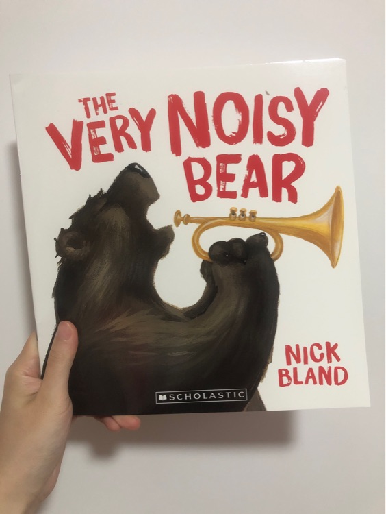 The very noisy bear