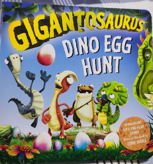 GIGANTOSAURUS DINO EGG HUNT