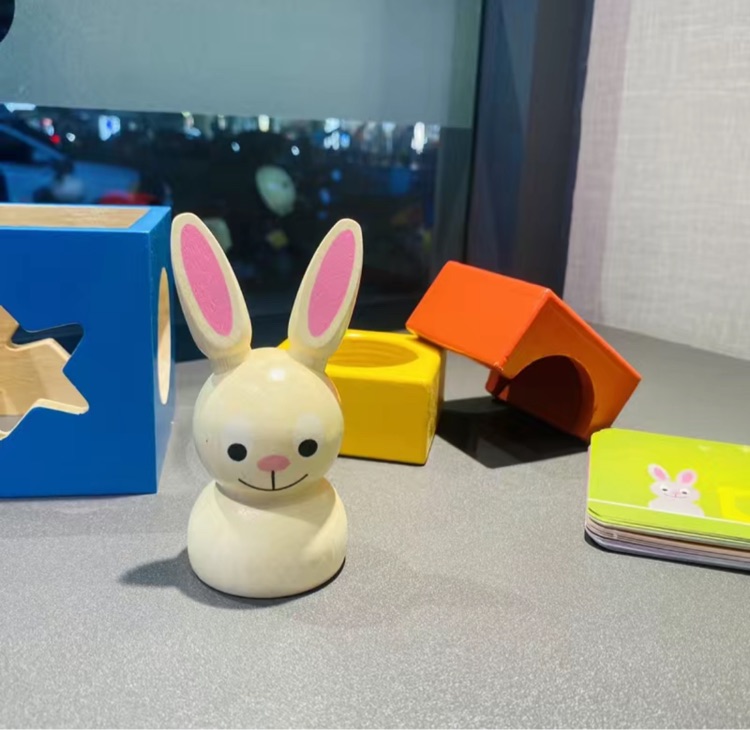 兔寶寶魔術(shù)箱