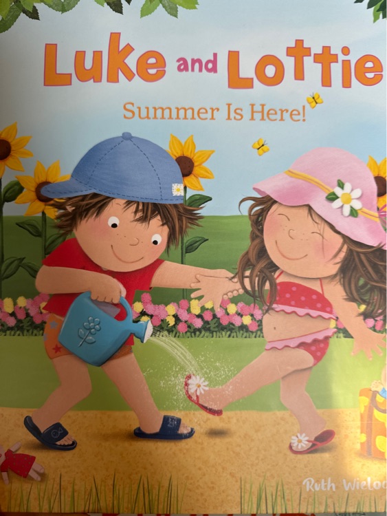 Luke and Lottie summer is here!