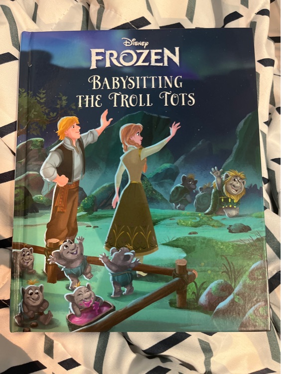 Frozen book eight Babysitting the troll tots