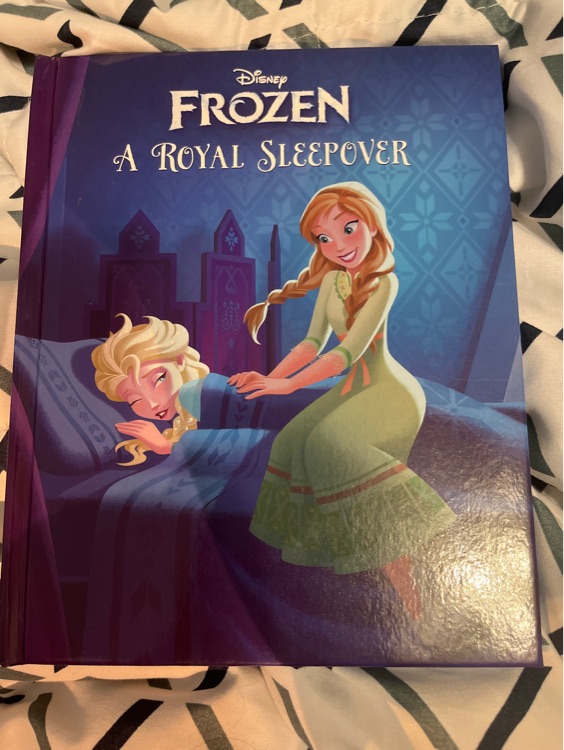 Frozen book nine A Royal sleepover