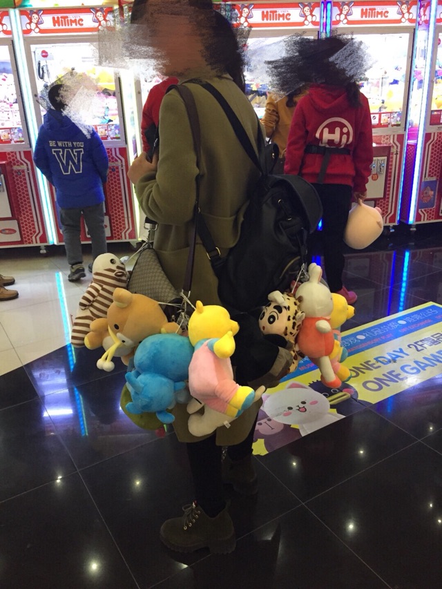 車(chē)太多了，來(lái)個(gè)停