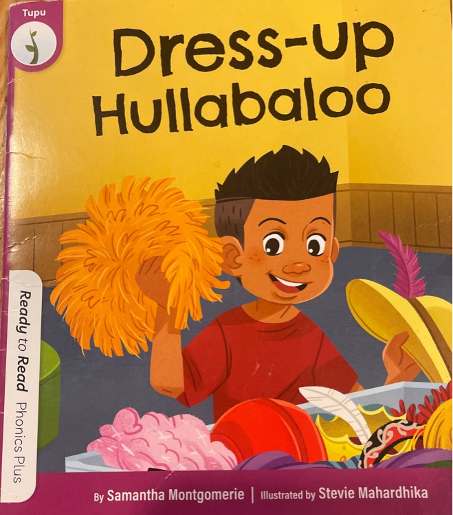 Dress-up Hullabaloo