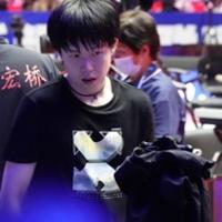 樂樂在讀書