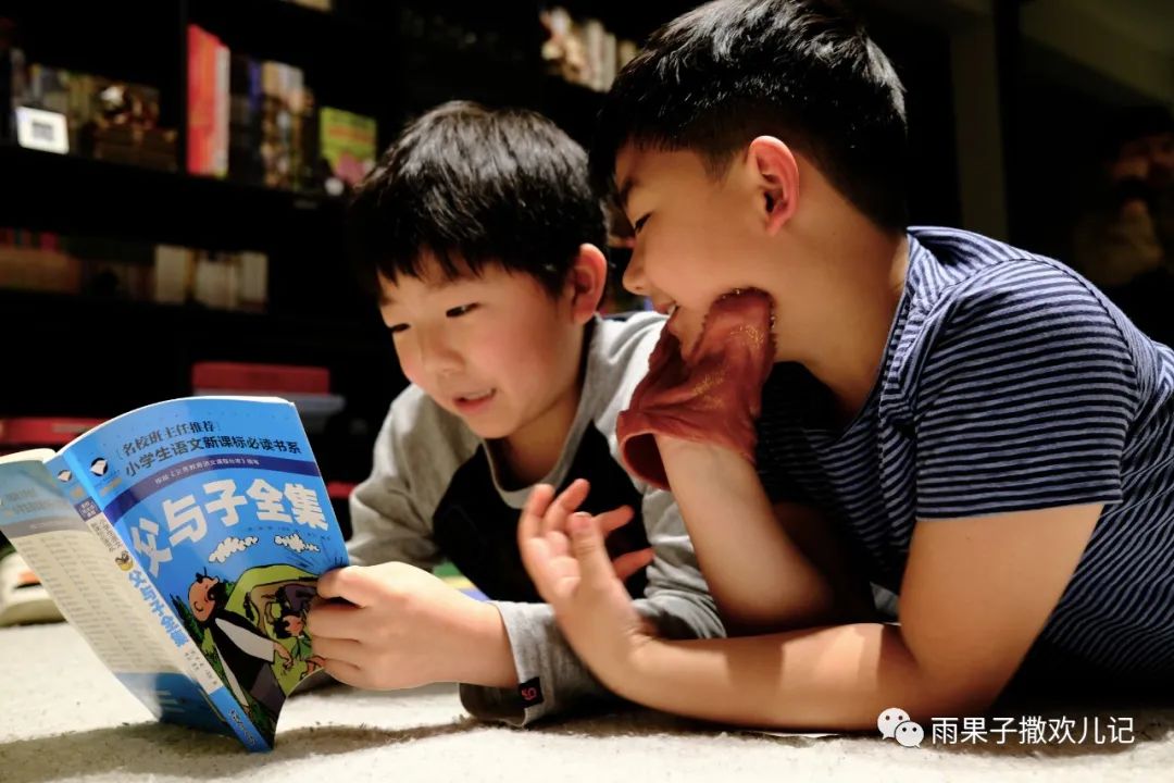 為一個書柜，拆了