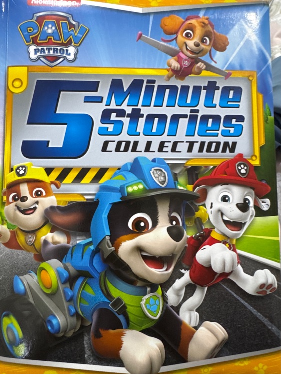 PAW Patrol 5-Minute Stories Collection