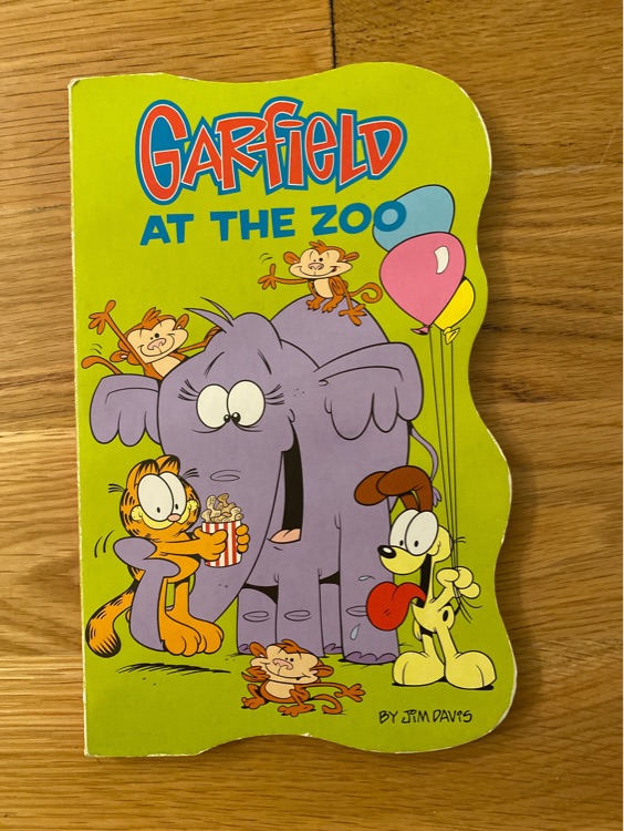 Garfield at the zoo