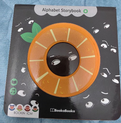 Alphabet storybook O