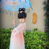 YiYi小貓貓