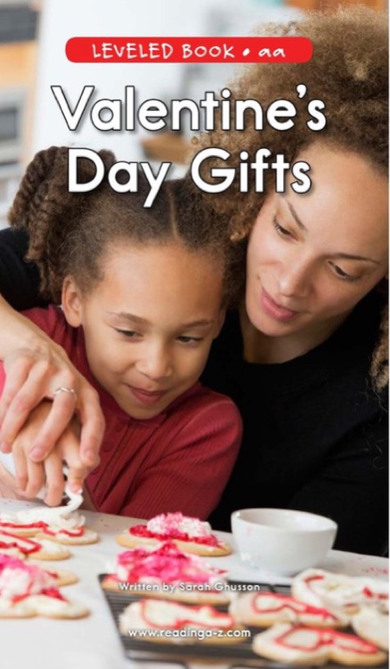 52 Valentine's Day Gifts (RAZ aa)