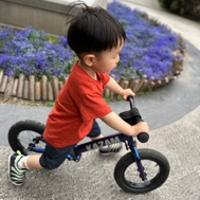 Eason QIU