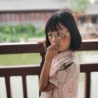 李李笑笑